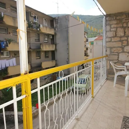Apartment By The Sea - 2477 Vis